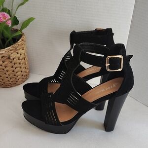 TOP Moda Black Chunky Heels
